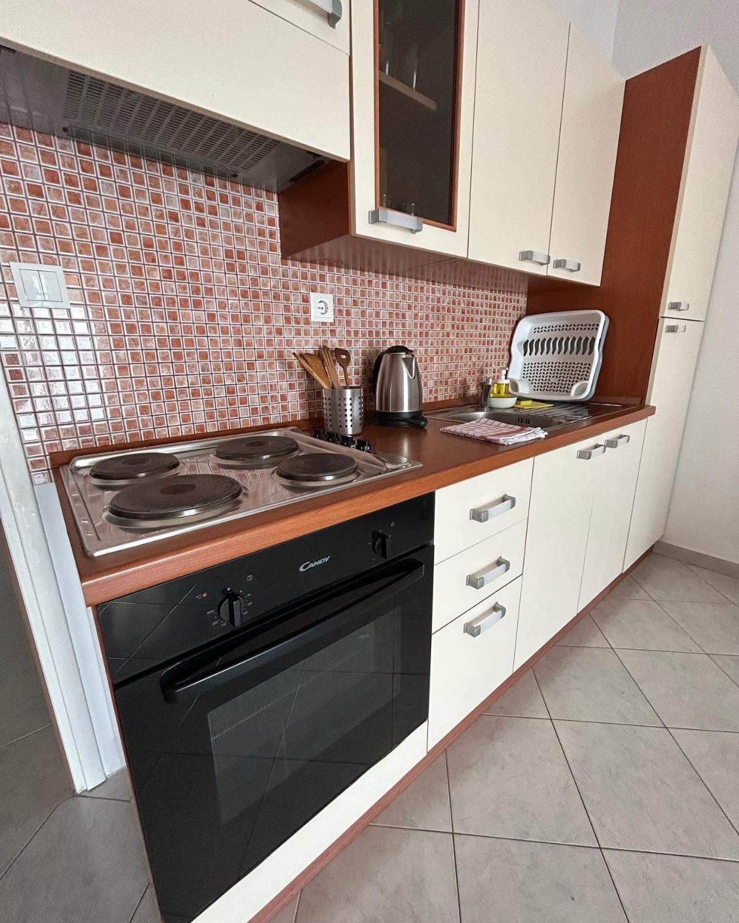 Apartments File Five Podgora Exterior foto
